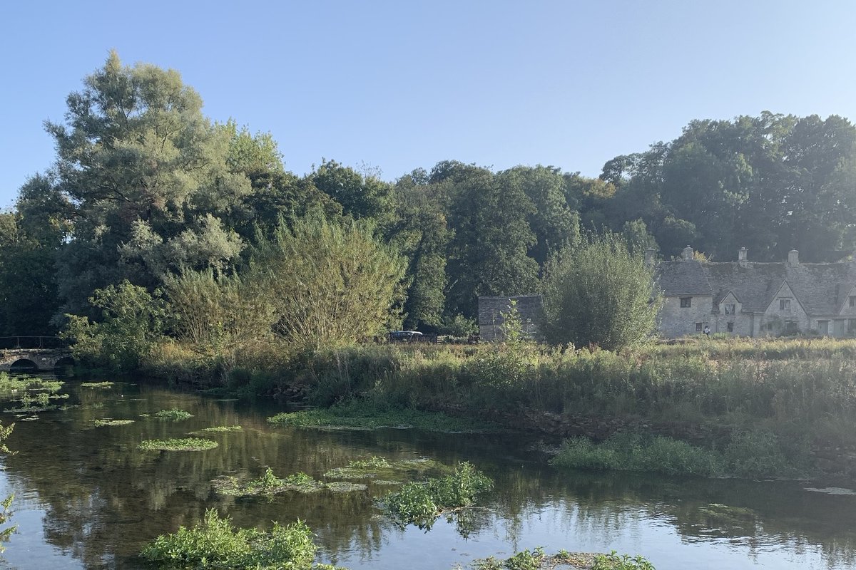 AMelrose_author's tweet image. Bibury in the Cotswolds last summer. If it is good enough for Emperor Hirohito, then it must be good enough for everyone else! #cotswolds #thedeterminedwidow #authoradammelrose
