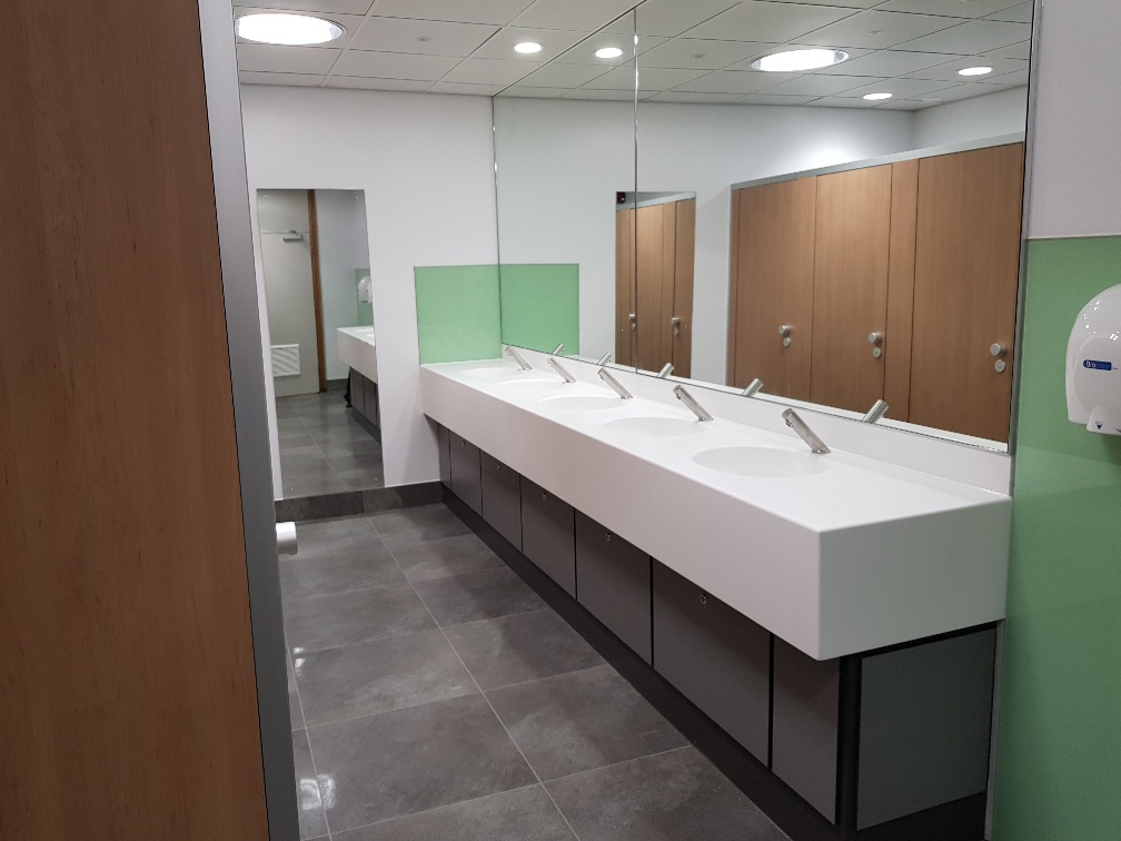 One of our latest projects was at UCL in #London and included totally 'no touch' hand washing stations for optimum #sanitisation. https://t.co/2jJN9kFrQt #hygiene #washroomdesign #handhygiene #tuesdaythoughts https://t.co/b6CHRk14Bd