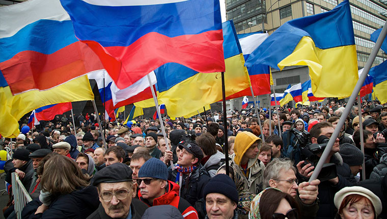 Украинское сми на русском языке последние. Марш мира Немцов. Украина – это Россия. Россияне и украинцы. Россия против Украины.