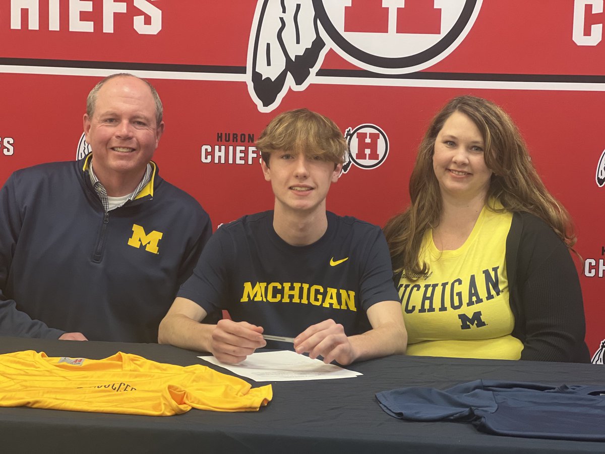 UM-Dearborn MSoccer tweet media