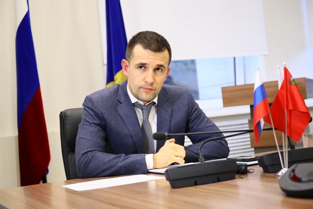 Глава Реутова провёл очередной приём населения. Подробнее: proreutov.ru/news/2022/02/2…

Фото: Алексей Оводов