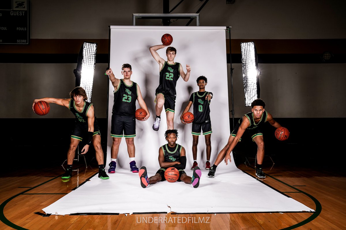 Senior Night!!

Zumwalt North🆚Holt
📍FZN
⏰JV - 5:00
⏰Varsity - 6:30

Time to celebrate Josh, Nate, Connor, Bryce, Chandler, Kylen, Mila, Claire &amp; Kam!!