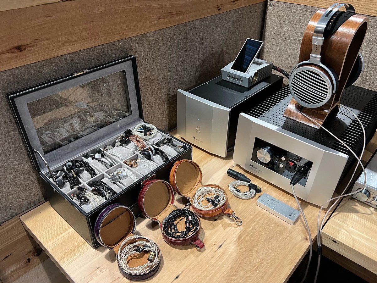 BloomAudioStore's tweet photo. It’s a beautiful day and our new office space is really starting to come together. Are you in the South Jersey / Philadelphia area and looking for a place to demo the world’s best headphones and personal audio? Come visit us! https://t.co/LF8it7nJ94