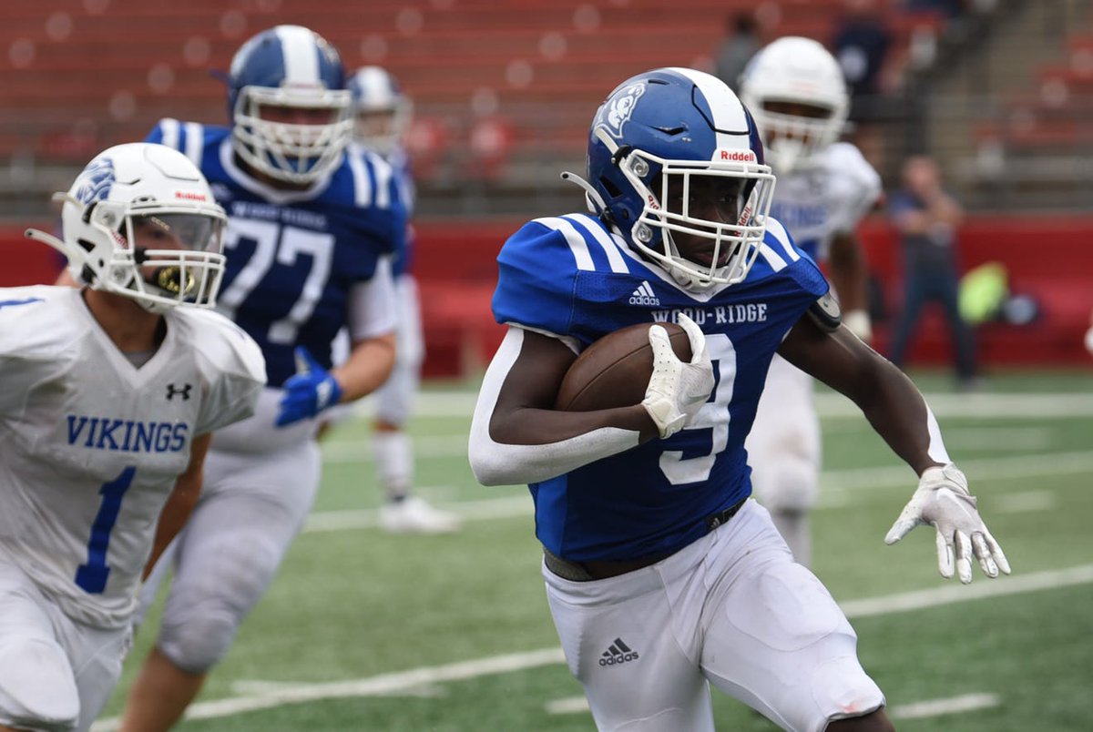 ByZachMiller's tweet image. It's never to early to think about football. Here are 122 North Jersey high school football players to watch in 2022: njersy.co/35bJXuh