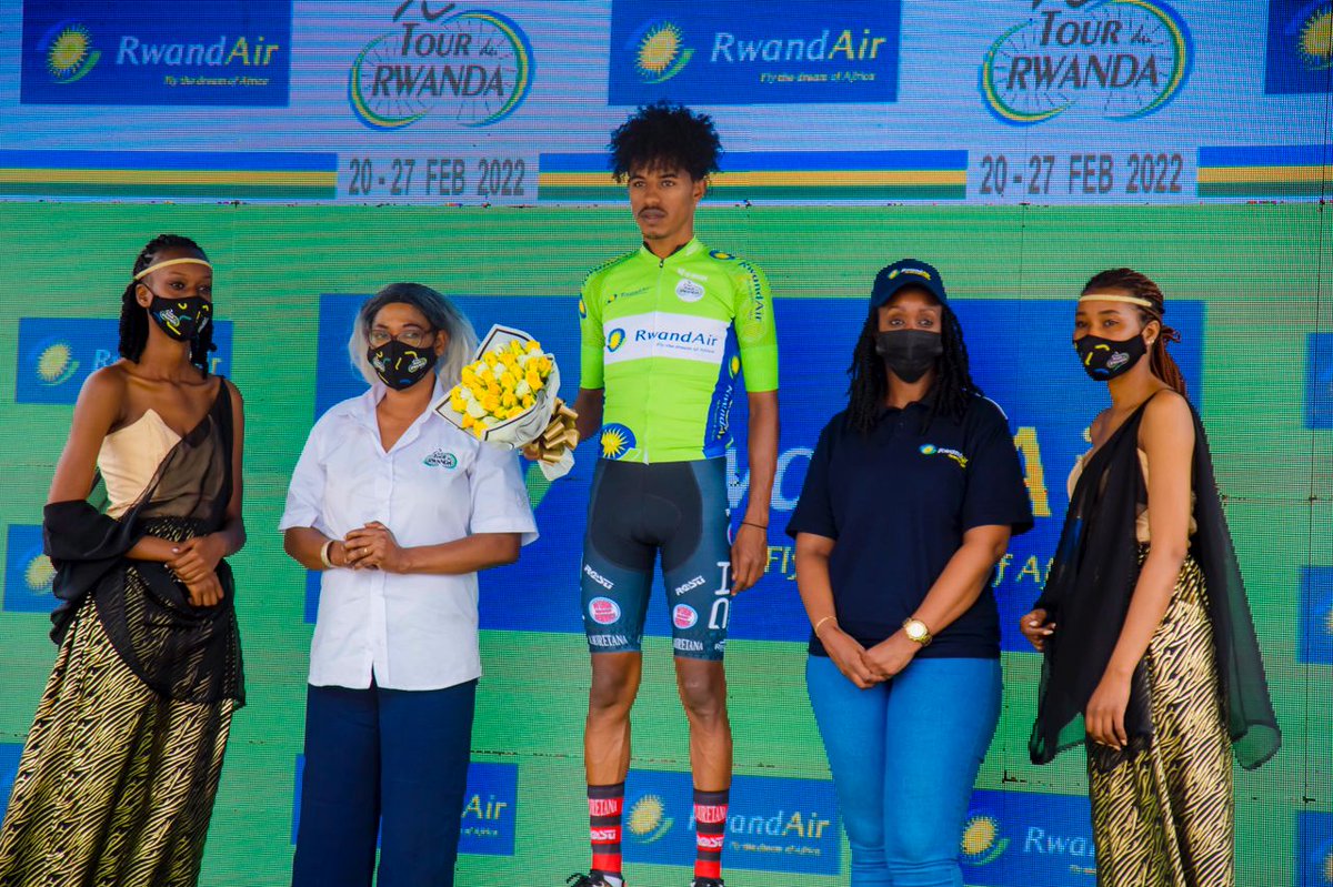 tour_du_Rwanda's tweet image. #TdRwanda22 Stage 3 Podium Photo 

Green and white jersey (Best African rider) by @FlyRwandAir 

1. @NATNAELTESFATS1 (@DHAndroniTeam) 7h27'35" 

2. @henokmulubrhan (@bikeaid) +07" 

3. @kentmain (@Protouch_Team) +1'29"