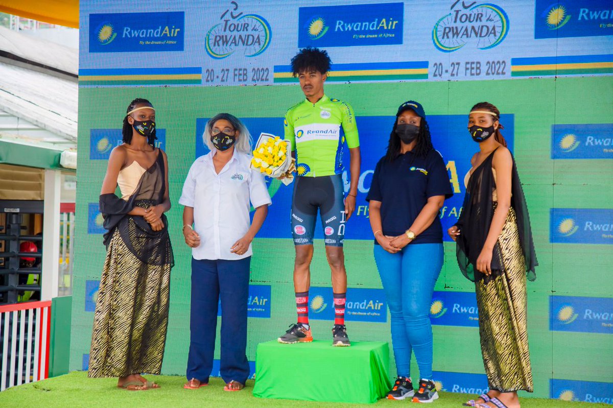 tour_du_Rwanda's tweet image. #TdRwanda22 Stage 3 Podium Photo 

Green and white jersey (Best African rider) by @FlyRwandAir 

1. @NATNAELTESFATS1 (@DHAndroniTeam) 7h27'35" 

2. @henokmulubrhan (@bikeaid) +07" 

3. @kentmain (@Protouch_Team) +1'29"