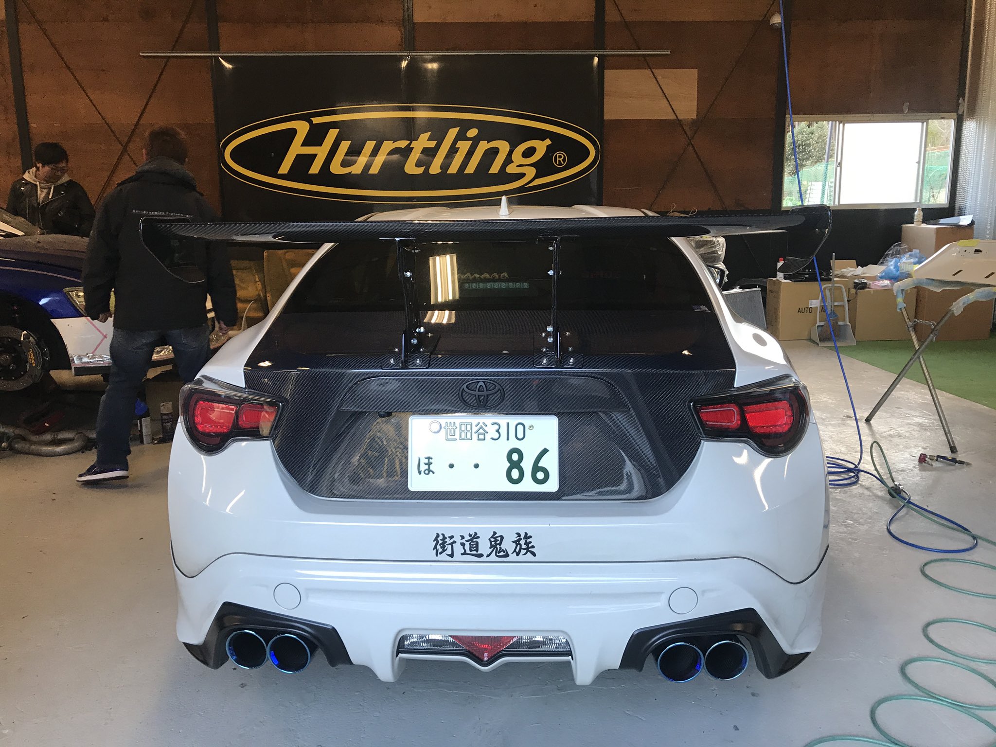 たくみっちょ Sky 車好きの無限ループあるある 純正マフラーから車検対応のマフラー に交換する 交換直後は満足するがすぐに音量に慣れて爆音のマフラーが欲しくなり直管のマフラーに交換する 満足するが低トルクが無くなったり音楽などが聞こえず車検