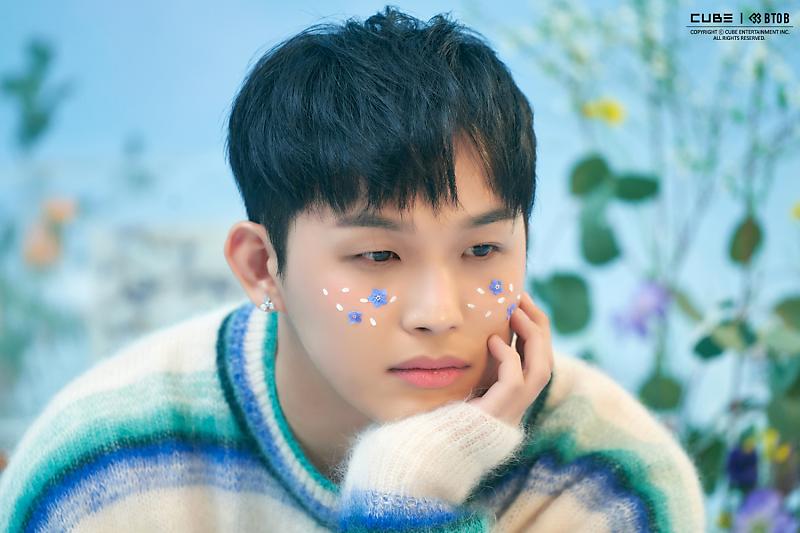 BTOBlMHYUNSlK's tweet photo. https://t.co/4BH1fCmahO