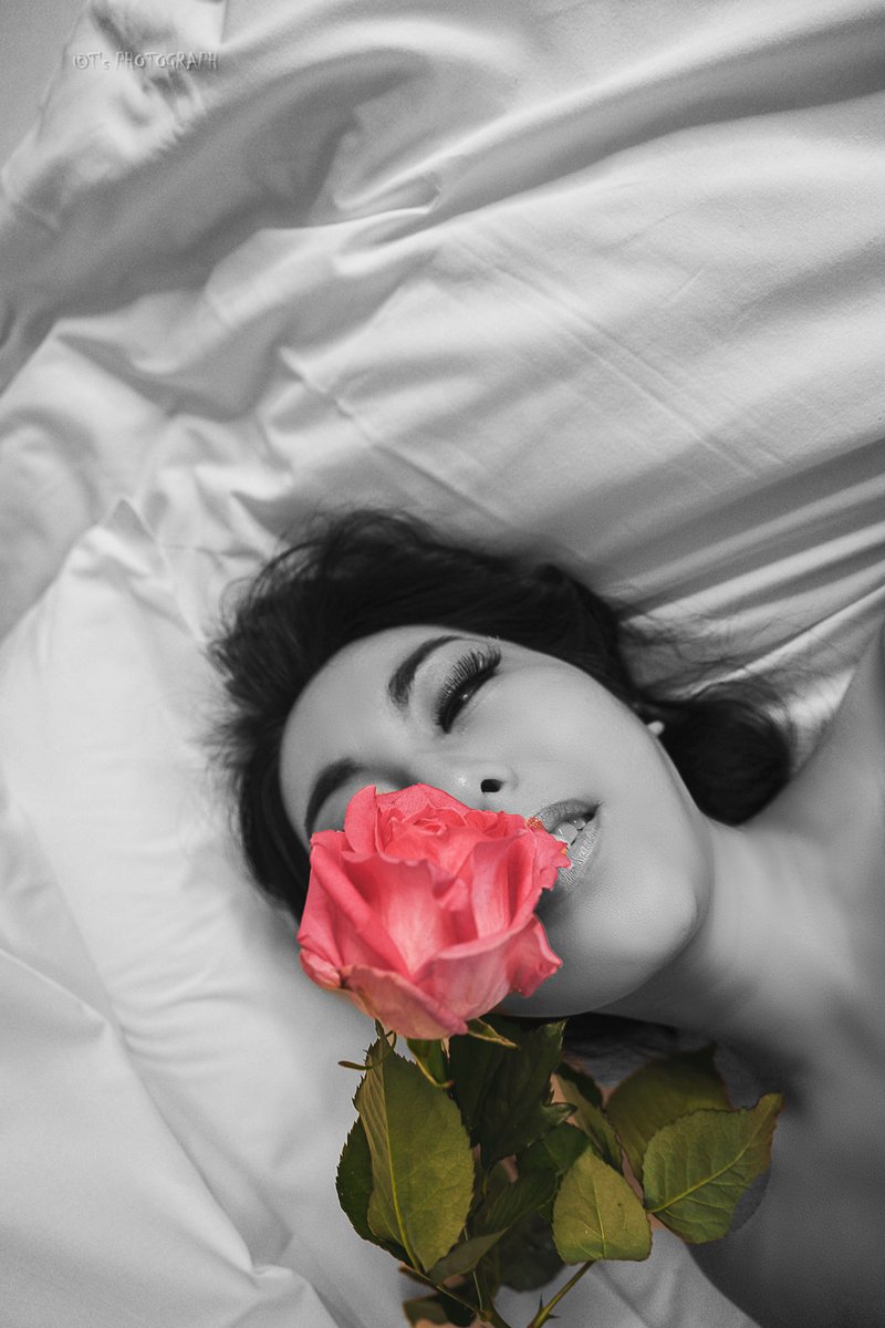 tohshilaw's tweet photo. 🌹

models  -shouka-晶叶 @shouka_u 

#part_color #photo_shop #eosR6 https://t.co/0XKOcgFd2g