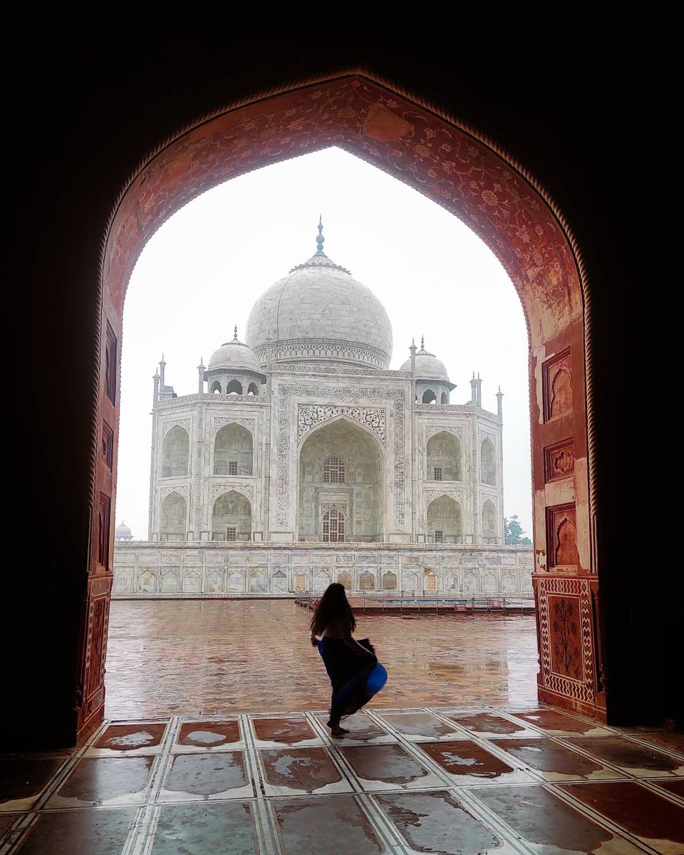 HonorAfrica's tweet photo. As we begin to close out on the month of 💝Caption this and stand a chance of winning 1 of 5, R500 Takealot shopping  vouchers. 📸 Photo Cred: Abu Bakar. RT your caption,Follow us, tag 5 friends &amp; #shotonhonor
Competition closes: 23.02.2022 @ 23:59 https://t.co/Q0AO1d1rri