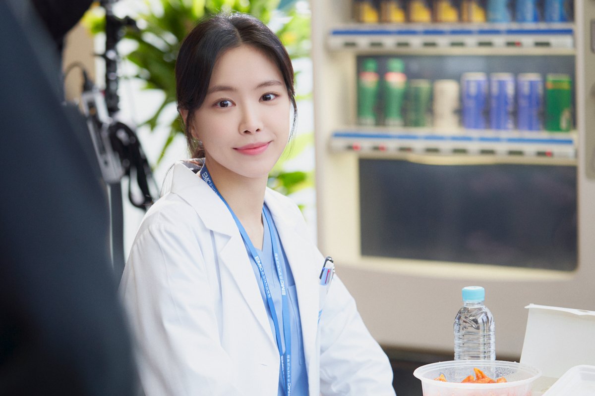 AllForNaeun's tweet photo. You had worked very hard for this role &amp; u had done well 👍 thank you for giving us such adorable &amp; hardworking Oh intern 😄 we will miss seeing u every week through drama. Goodbye Oh Sujeong &amp; hope to see u soon through other projects, Son Naeun 🤍 @Apinksne https://t.co/fnyECd1kpz