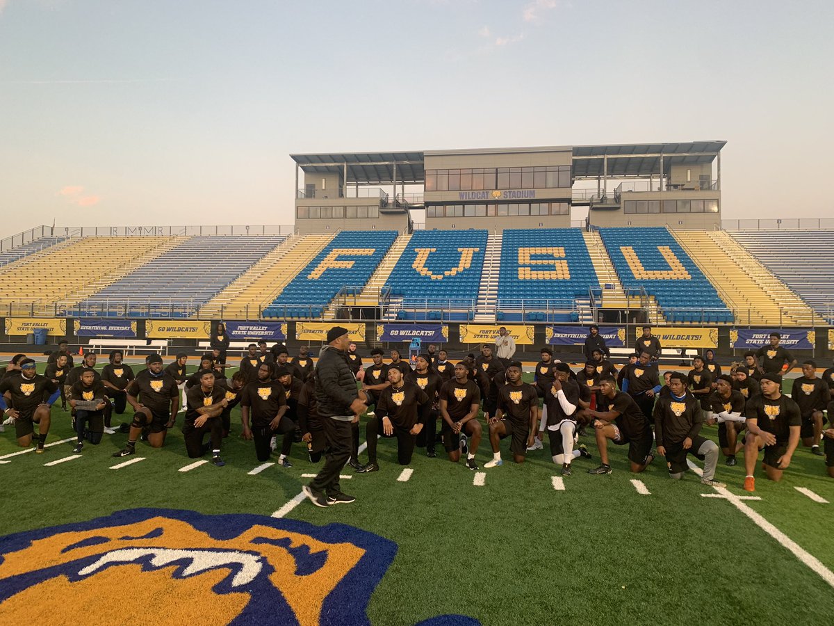 Kwray54's tweet photo. Great work this morning. @CoachShawnGibbs first address to the Wildcats. It’s a great day in the Valley! #FVSUFootball #CatBuilt #CatStrong https://t.co/fH6kVKIYZz