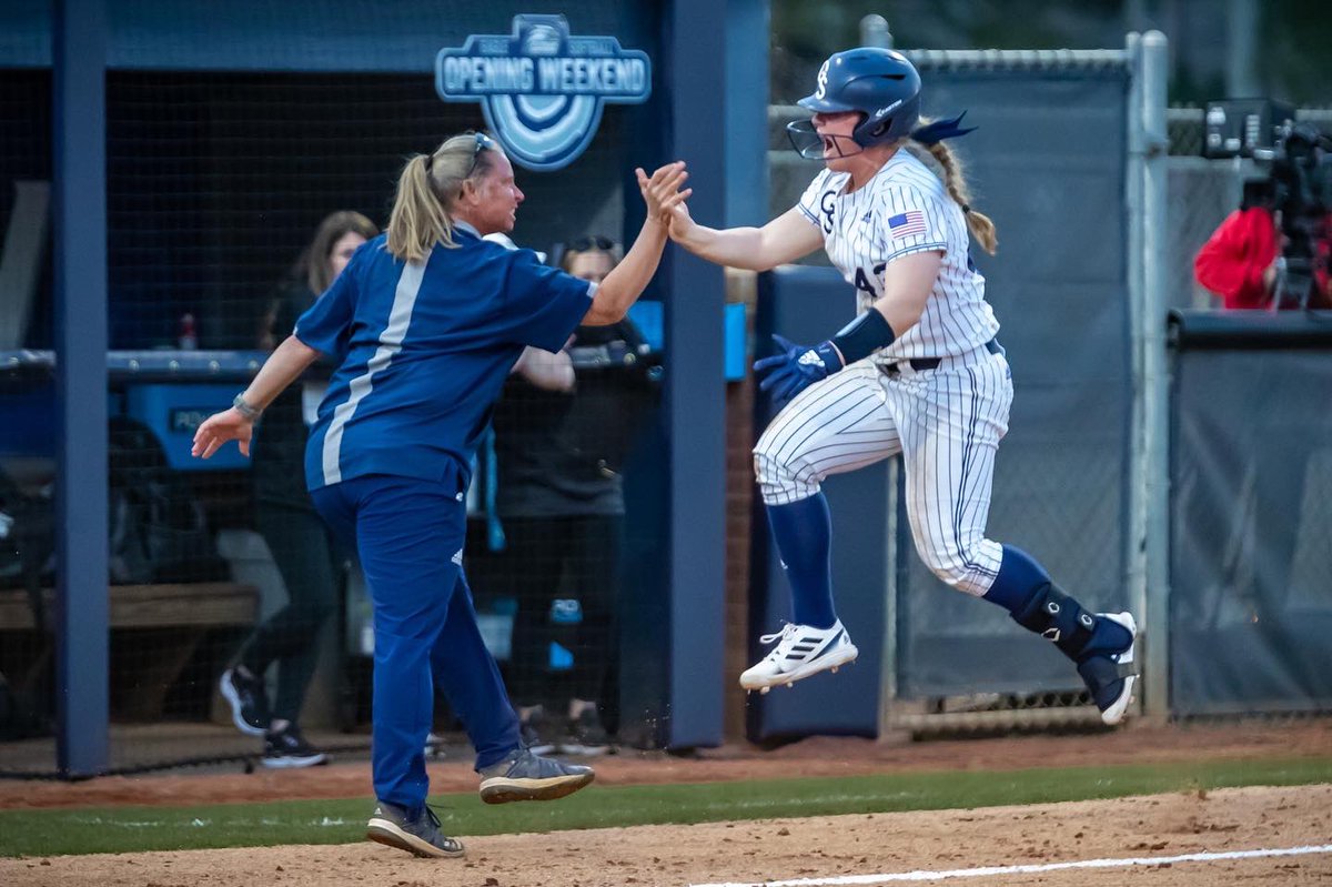 GSAthletics_SB's tweet photo. 𝐋𝐞𝐚𝐠𝐮𝐞 𝐋𝐞𝐚𝐝𝐞𝐫𝐬 ➡️ Faith Shirley &amp; Jess Mazur 🦅

#HailSouthern https://t.co/A2gPfoLOv8