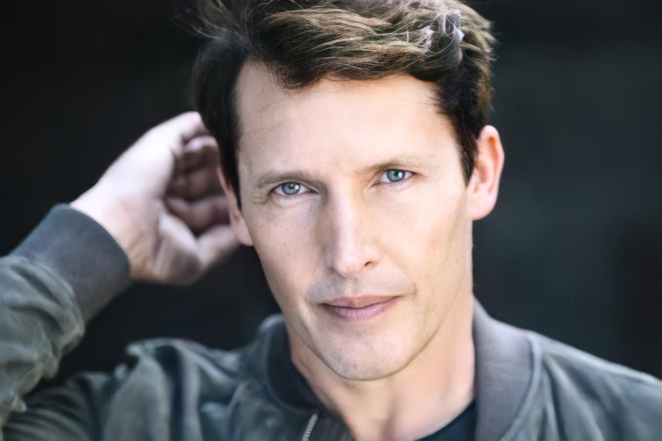 James Blunt was born 48 years ago today. Happy Birthday!    