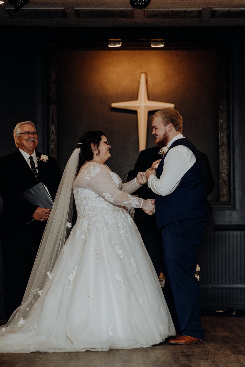 alyyy75's tweet photo. i just want everyone to enjoy this picture of my husband fist bumping me at the altar on our wedding day https://t.co/t89LFmmSWJ