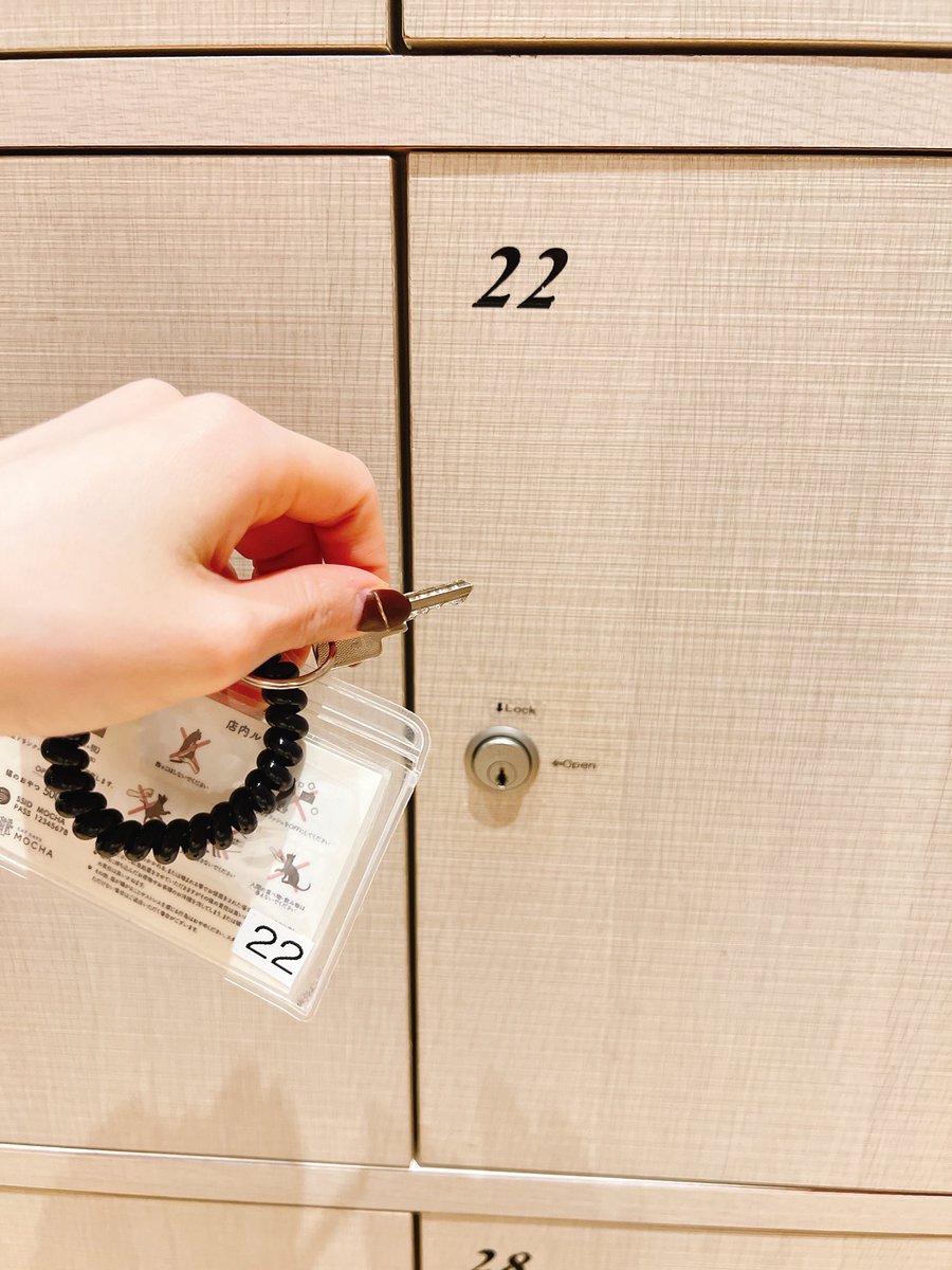 sakumamio's tweet image. くまくまで #猫の日 満喫してきた。笑
癒されたぁぁぁ〜(*´꒳`*)♡

#2022年2月22日
#スーパーねこの日