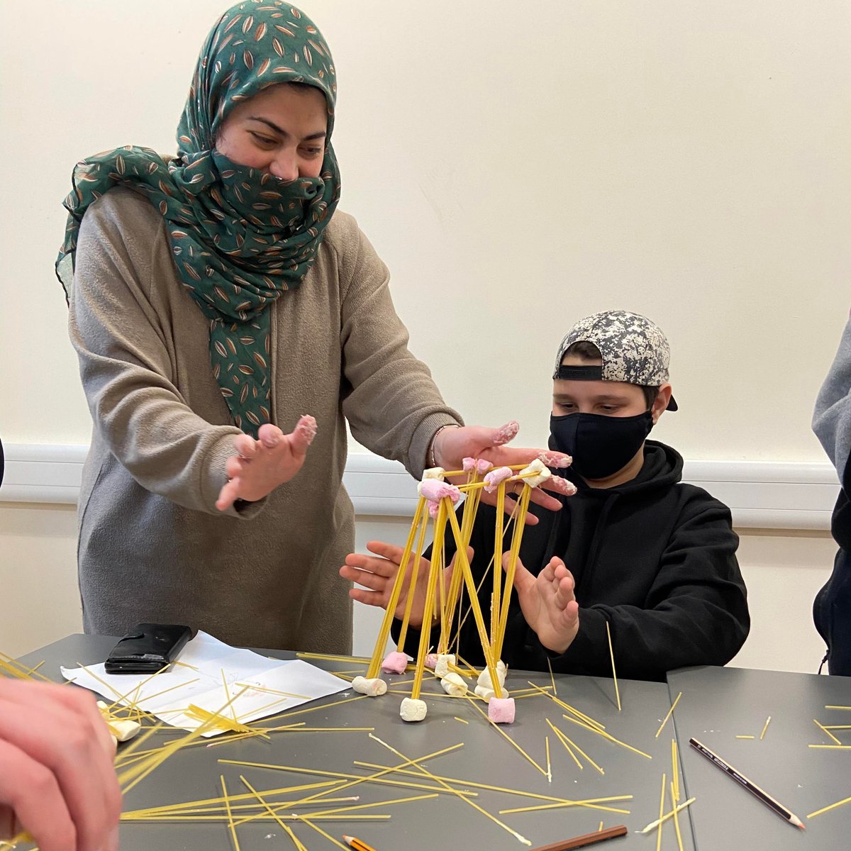 Great session on Friday with our New Scots youth group exploring engineering through spaghetti towers and paper aeroplanes ✈️