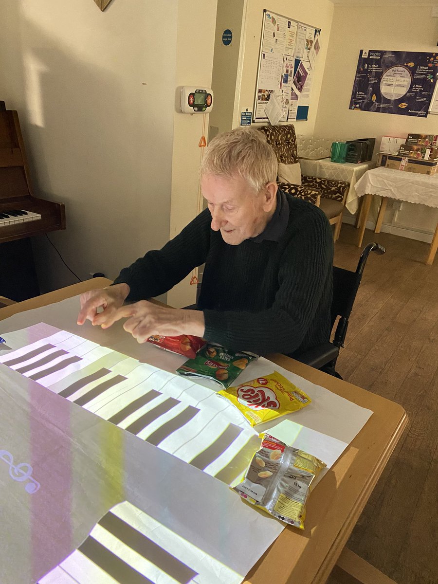 NortonHouseCH's tweet image. Our talented Benjamin 🎹 #outstandingactivities #magictable