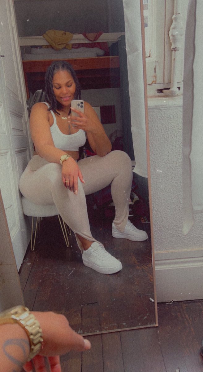 VENOMLAU's tweet photo. 🐾 https://t.co/HsUd9nveYm