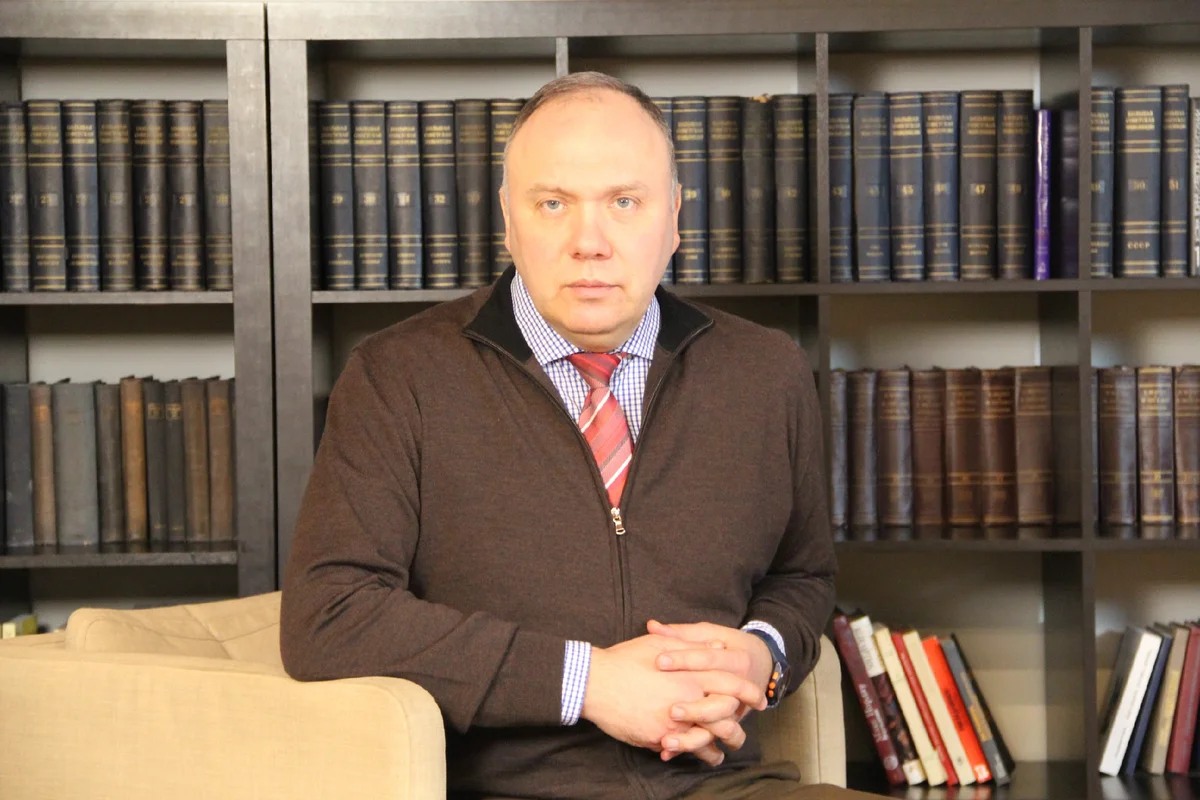 У меня накопились вопросы к нашей власти по поводу вчерашнего решения. Какой план дальнейших действий? Готово ли руководство России демонтировать государственность Украины? Решило вчерашнее признание стратегические задачи ?

#днр #лнр #донбасс

facebook.com/fedorov1973/po…