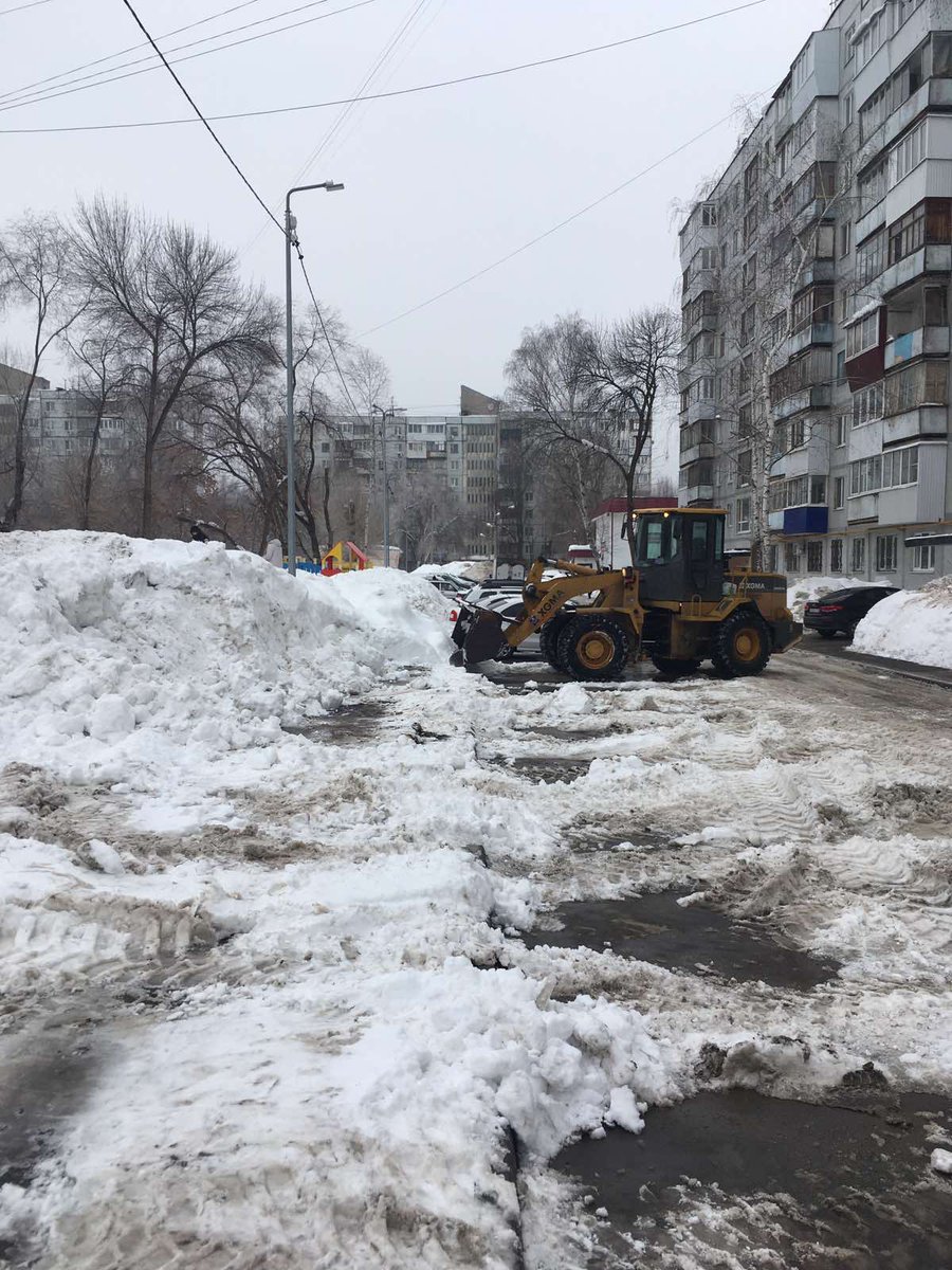 ooo_psksmr's tweet photo. 22.02.2022г. Вывоз снега с адреса: ул. Стара-Загора, 166. @gkh_kir63  @Rudakov_i_a https://t.co/WOl6qPS8vx