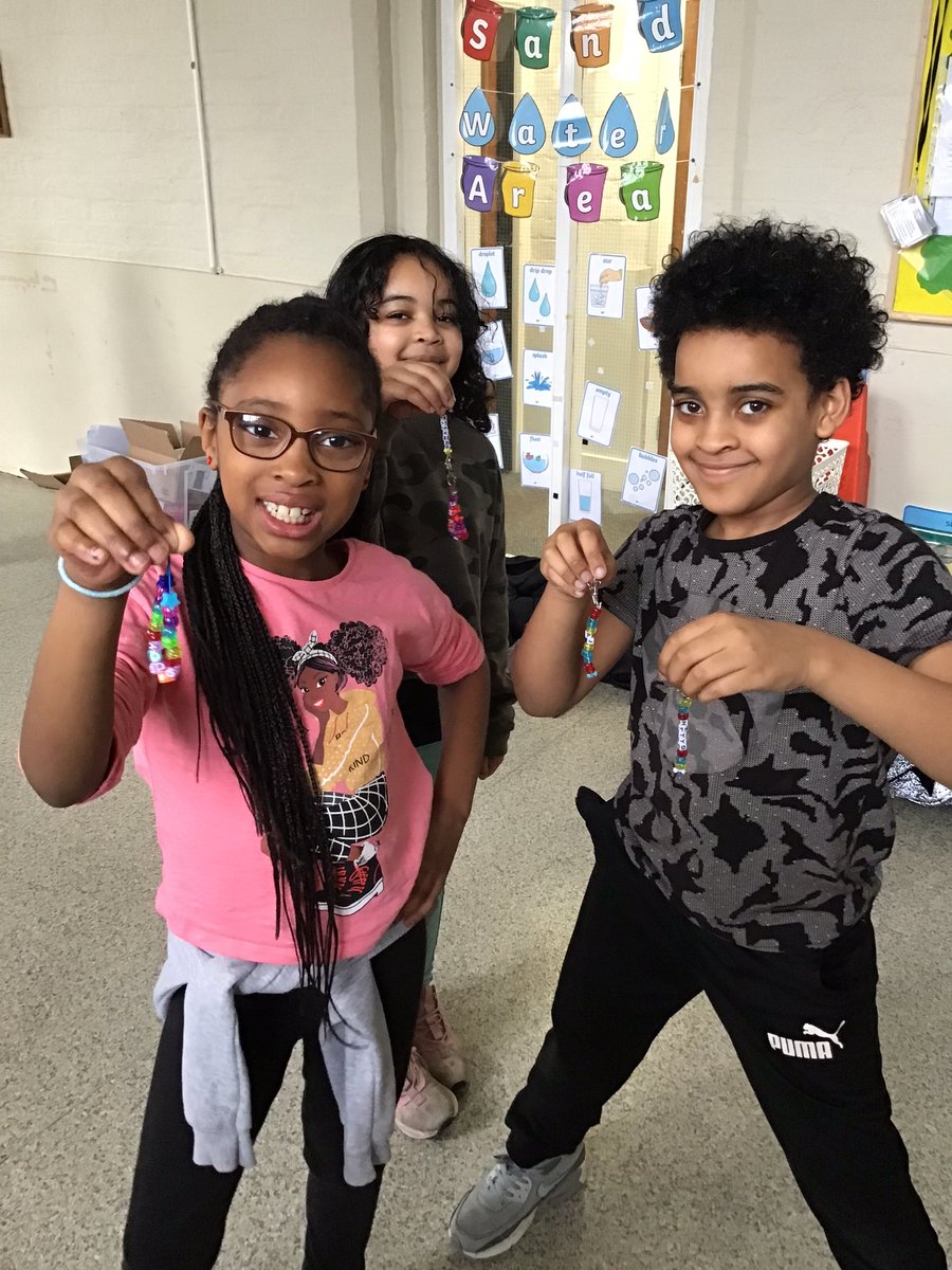 trinityhousecrc's tweet photo. Another day of rubbish weather but luckily we had some nice activities to do inside and making do with the space we have to get some sports done! Bracelet making and dodgeball @MCRActive @ManCityCouncil #FEBHT22 #playscheme https://t.co/NV2cYGTErm
