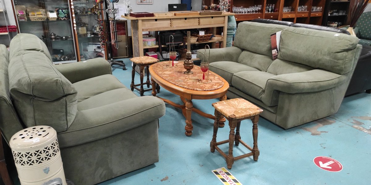 La boutique de la semaine est là ! Cette semaine de la déco, des lits, de l'électroménager… et plus en boutique ! 
Les promotions de la semaine 💥 :
- 1 euro le kilo pour le bazar et la matériauthèque !

⚠️ Nous sommes fermés jeudi 24 février pour la formation de nos salariés ⚠️