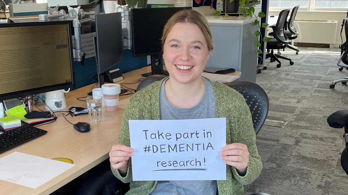 📢Please RT - PARTICIPANTS NEEDED. I'm exploring how people living with #dementia and family carers talk to others about the diagnosis. Please take part in my INTERNATIONAL survey by clicking here: bit.ly/TalkingAboutDe… Thanks to everyone who took part already & for the RTs 😊