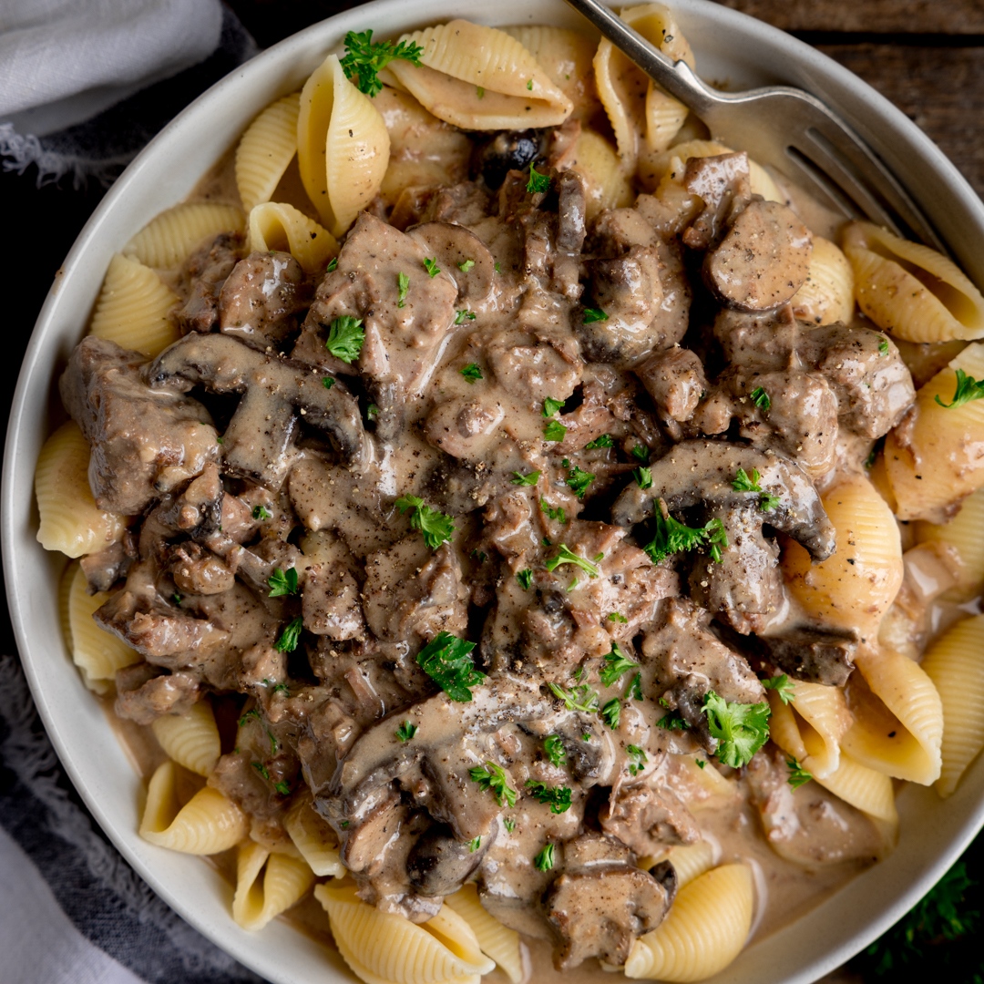 KitchenSanc2ary's tweet photo. Use your #slowcooker to turn a relatively inexpensive cut of meat into a decadent &amp; delicious #beefstroganoff. 
The beef is cooked with lots of mushrooms, plus stock, garlic &amp; mustard, then finished with sour cream, right before serving. 😋
https://t.co/0PxngdBXic
#batchcooking https://t.co/CvQeKx3L6q