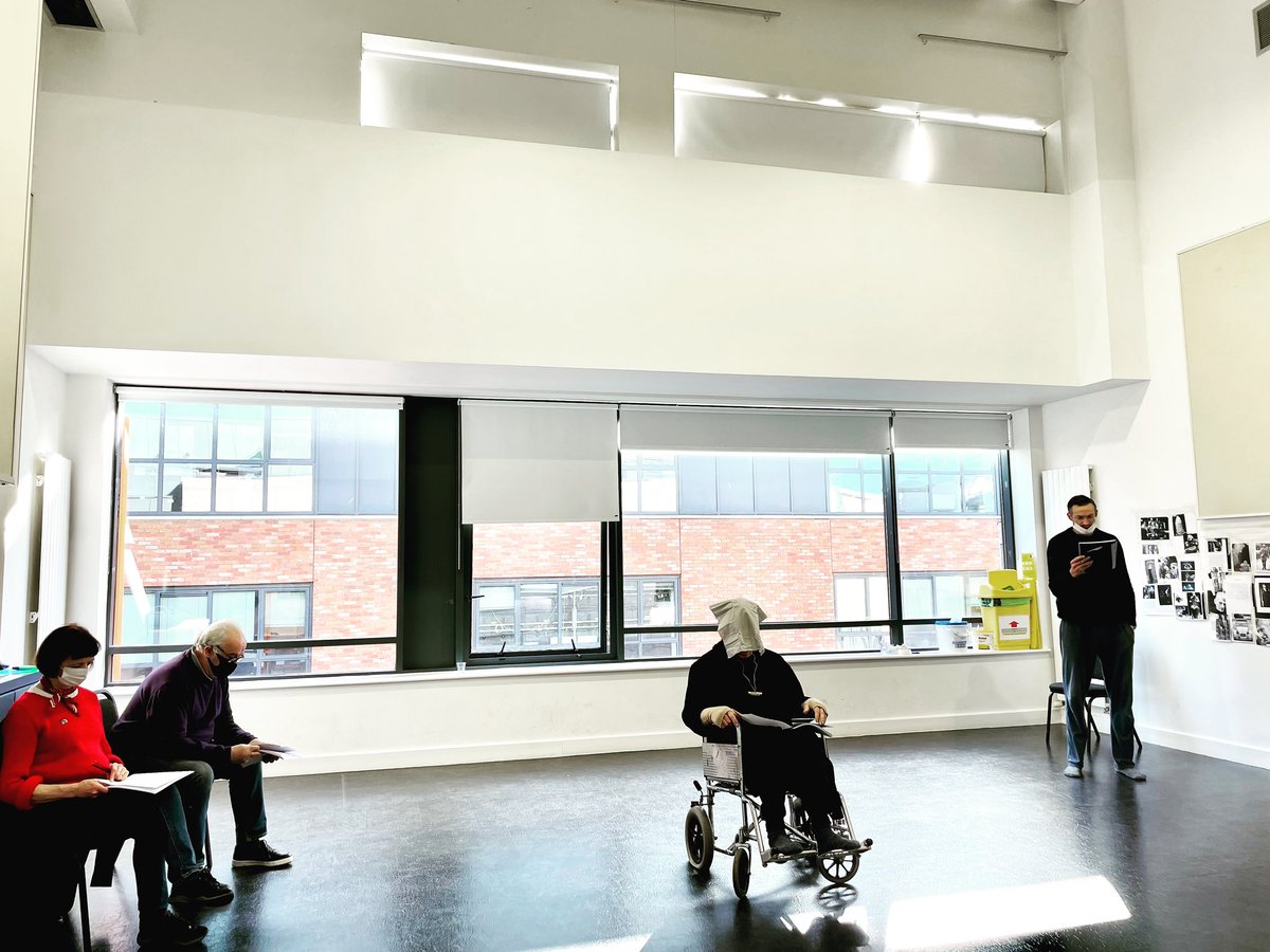 Development week of Cor Deiridh (Irish translation of Samuel Beckett’s Endgame) by Gabriel Rosenstock #IrishLanguage 🎭 #SamuelBeckett
Supported by <a href="/artscouncil_ie/">The Arts Council / An Chomhairle Ealaíon</a> #Endgame