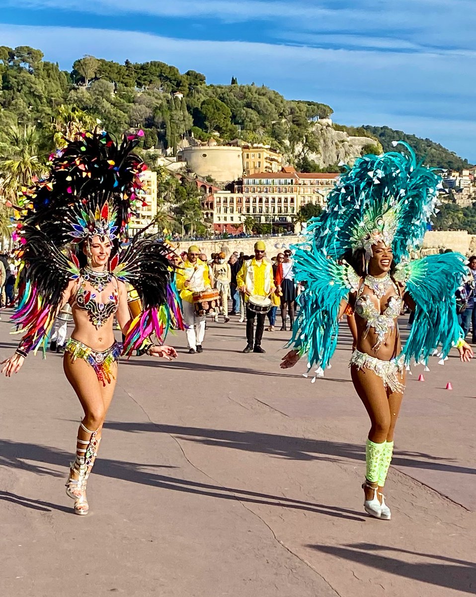 po_petit's tweet photo. Ambiance carnaval sur la promenade ✨
@NiceCarnaval
#Carnaval2022 #Nice06 #Nice #CotedAzurFrance #CarnavalNice #NiceCarnaval https://t.co/NiWo3WBKZd