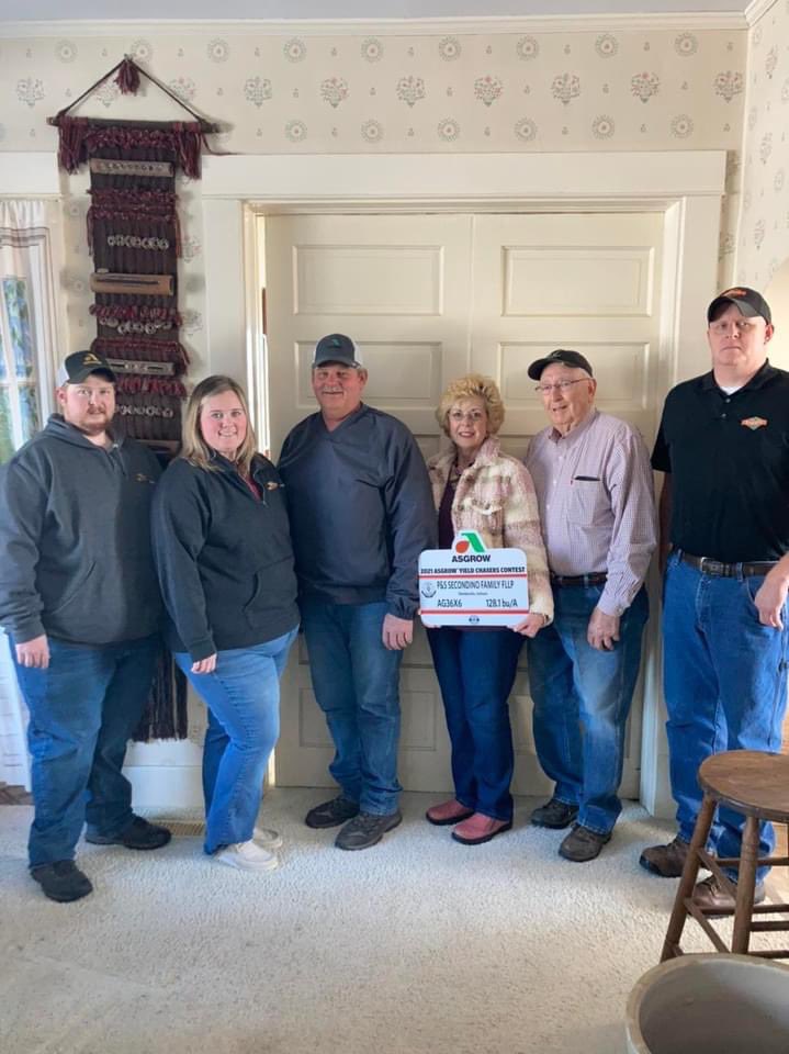 DKAS_SIL's tweet photo. Congratulations to these #Asgrow winners from FSR @lkoch94’s territory!
Visit the #SILYieldChasers to join in on the celebration! @Asgrow_DEKALB @RRXtend https://t.co/9iYosQbBIj