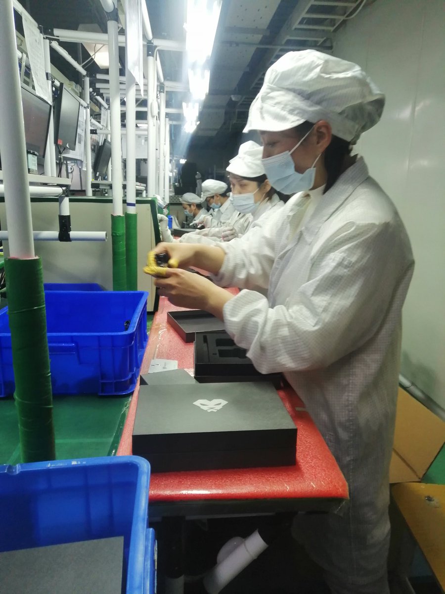 PantherMiner's tweet photo. 🏃💨The production of Panther X2 is running the full speed! 📦📦📦

🙏Thank you all for the support and for ordering #PantherX Hotspots! 😌We are trying our best to do everything in our hands to make you happy with our product!

#ThePeoplesNetwork https://t.co/kffqboSVjm