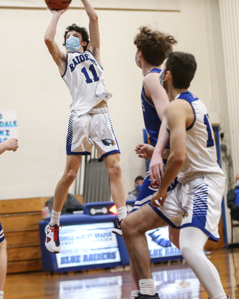 Vote for the High School Boys Basketball Player of the Week 🗳️👇metrowestdailynews.com/story/sports/h…