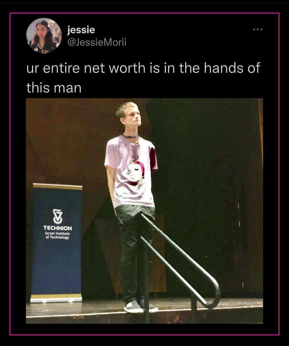 GodSentSketch's tweet photo. This is the funniest meme I've seen the whole day 😂😂😂😂 https://t.co/82KTj6IyDF