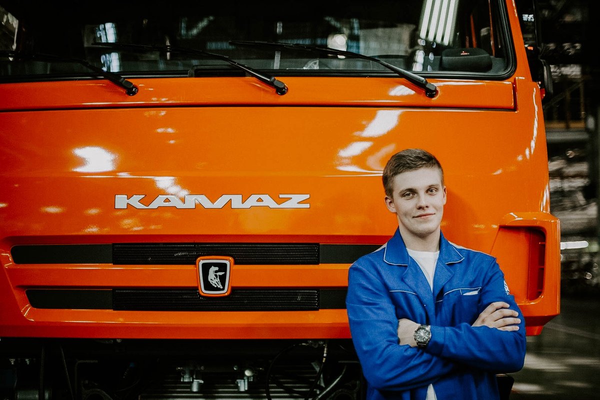 Rostec_Russia's tweet photo. Interesting to know: the KAMAZ staff is equal to the population of Monaco

According to KAMAZ, more than 35,000 people work for the company today. That's almost equal to the population of the small European state of Monaco. https://t.co/QQ5RdQzE4c