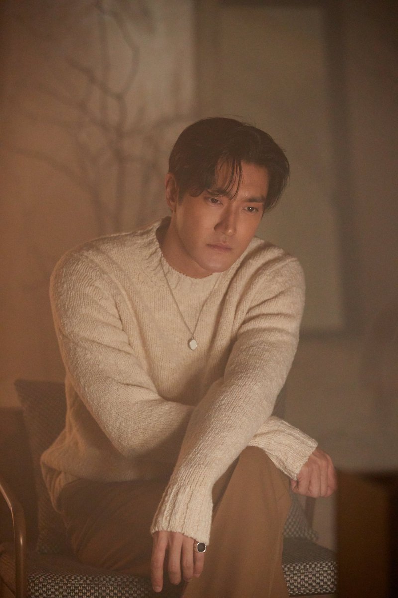 GimbapBlog2's tweet photo. On retrouve #Siwon et #Kyuhyun des #SuperJunior dans ces photos teasers pout #TheRoadWinterForSpring. https://t.co/LM7uxJvajB