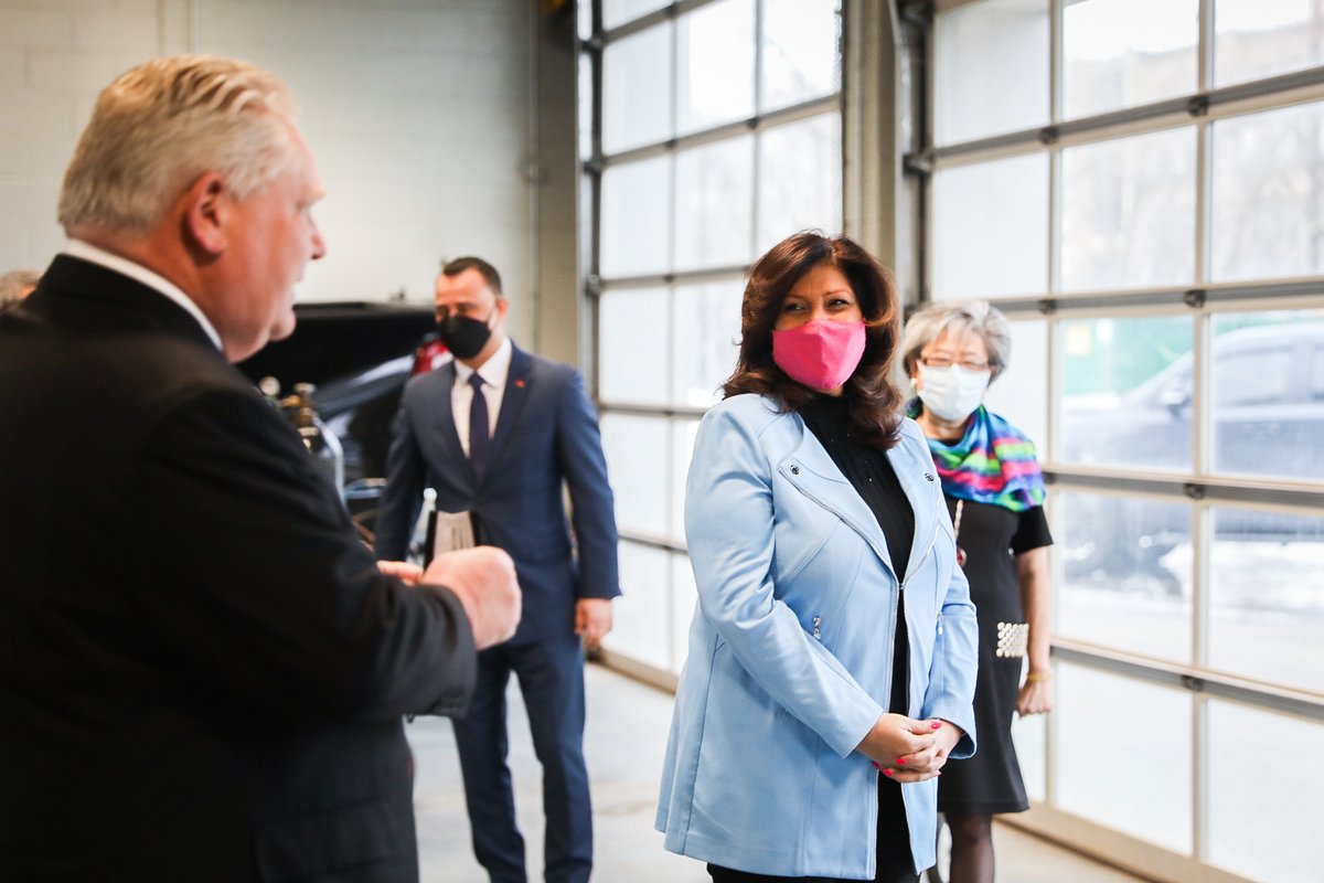 ninatangri's tweet photo. Starting March 13, we're eliminating licence plate renewal fees and stickers for vehicles, light duty trucks, motorcycles and mopeds.

This is just one of many ways we are supporting small businesses, cutting #RedTape and putting money back into the pockets of Ontarians. https://t.co/tTZ7ofxsCJ
