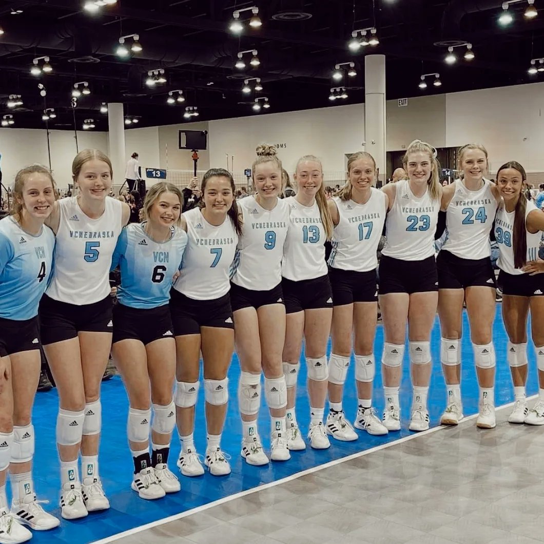 sandell_chloe's tweet photo. Took 2nd out of 32 teams in the gold division that we were in this weekend. For our last ever president's day tournament it did not disappoint. #VCNebraska #PresidentsDay2022 https://t.co/eUhIdx0Naf