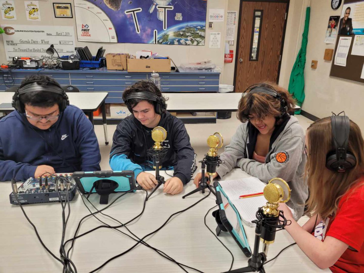 CISD_Curriculum's tweet image. Wheat Middle School students podcasting on this Annual Digital Learning Day. #cisdallin #DLD22