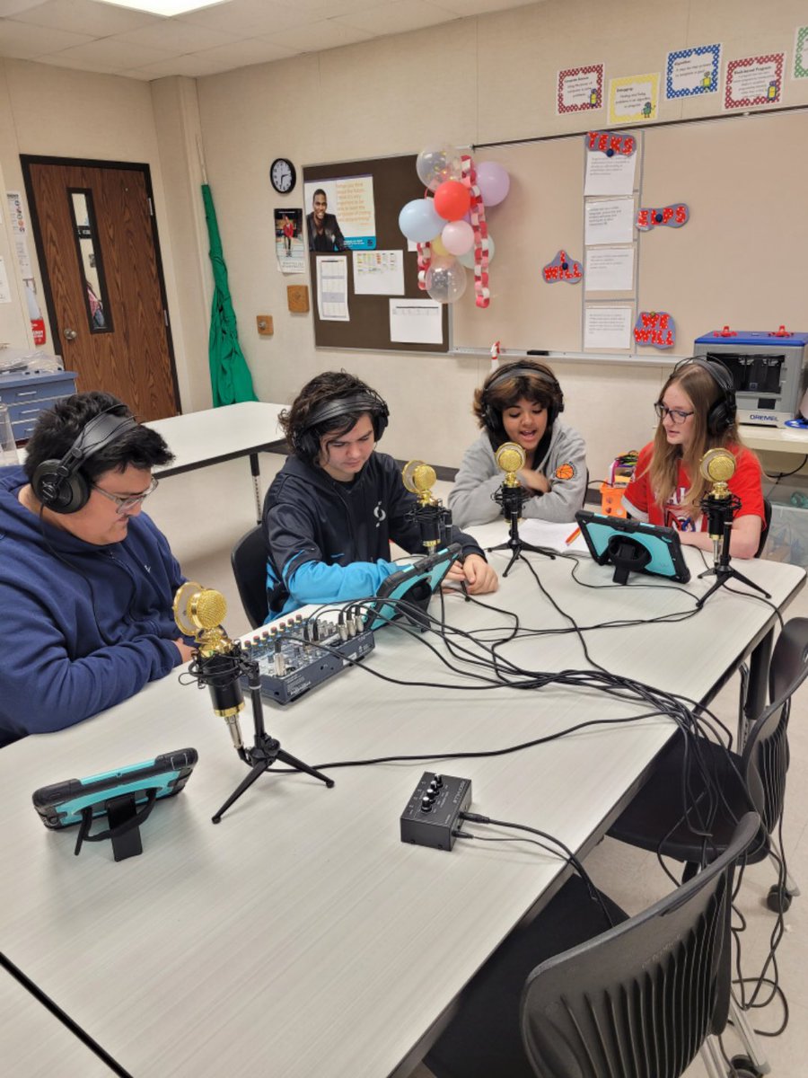 CISD_Curriculum's tweet image. Wheat Middle School students podcasting on this Annual Digital Learning Day. #cisdallin #DLD22