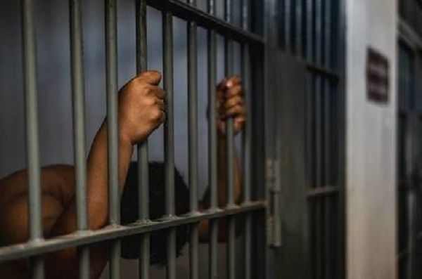 GhKonkosa's tweet photo. An Accra Circuit Court has sentenced a motor rider to eight years imprisonment for defiling his girlfriend’s companion at Agbogboloshie, Accra.

Edward Mensah, 19, charged with defilement, pleaded not guilty.  #ghana #ghkonkopsacom #ghkonkosa #konkoa

https://t.co/kU8GPkSO2H https://t.co/POAsQnSMG7