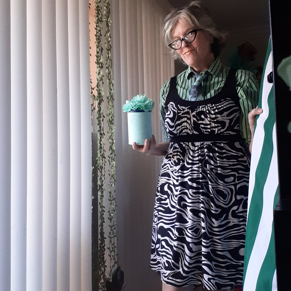 KelleyPadrick's tweet photo. #catseye readers. Does #bamboo grow in the #Jungle? What #qualifies as a jungle vs. another #environment? #orange #cosmetic #pigments- @ritdye #residential #laundry #goodcleanfun. #YearoftheTiger #pinupspresidential #civic #Colorways. https://t.co/TIIAPc73U0