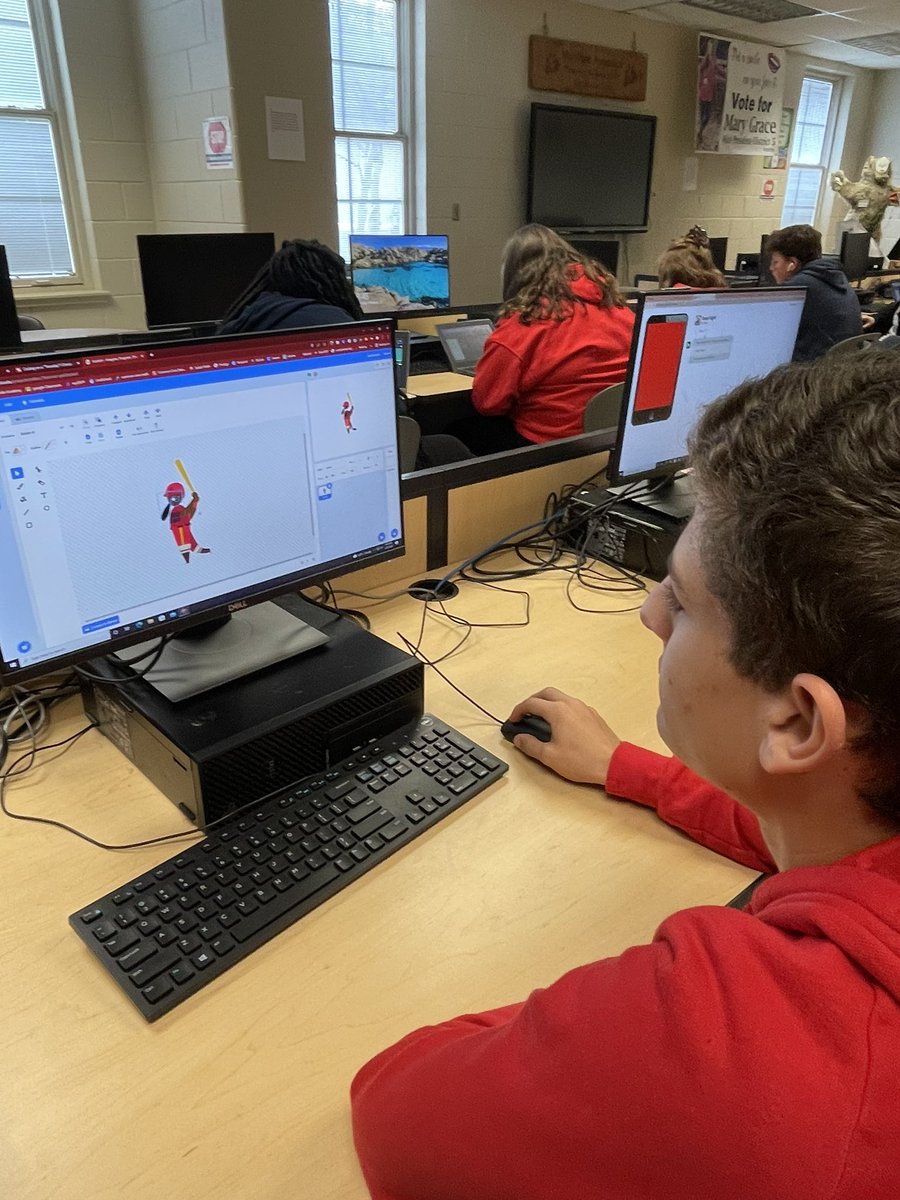 leslierg's tweet photo. Digital Learning Day getting started in Ms G’s class! #DLDay2022 @MunfordHigh @TCBOE https://t.co/8cx83kERAA