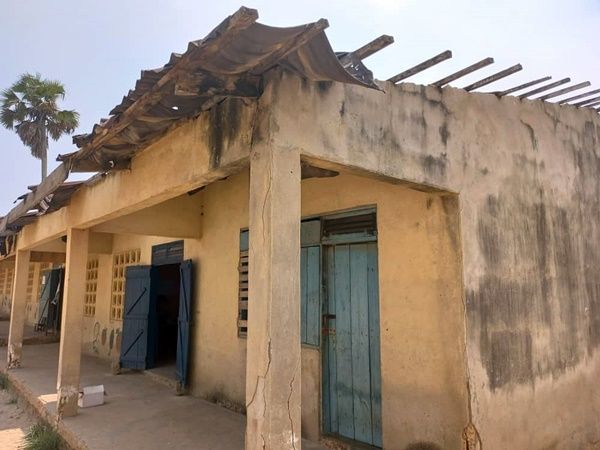 GhKonkosa's tweet photo. Authorities at the Philip Quaque Anglican Boys School in Cape Coast have called for immediate steps to rehabilitate the school building, as it has became a death trap.

https://t.co/bvaucig1dX https://t.co/uySHMtFPhQ