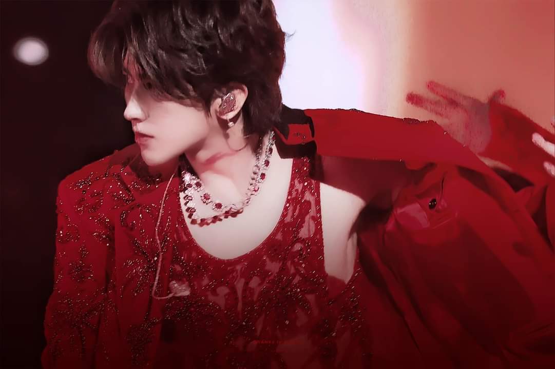 AlwaysCaiXukun's tweet photo. 2022/2/22 LOVE DAY 🌹

#Caixukun #蔡徐坤 https://t.co/WddGCrqBao