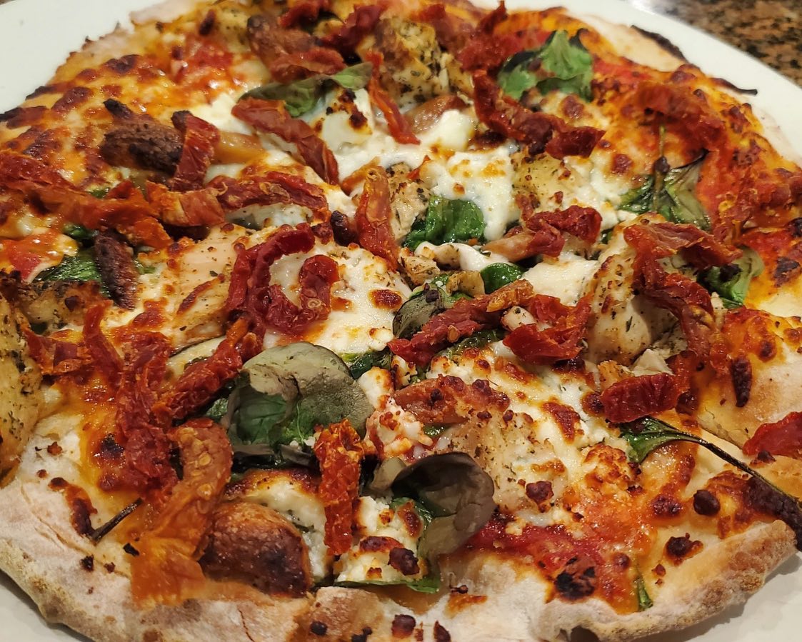 Chase away the rainy blues. Dine Out for the Library today at DeAngelo's. Enjoy a delicious lunch or dinner, dine in or carry out. Show your flyer &amp; <a href="/DeAngelosBTown/">DeAngelosBloomington</a> will donate 20% of your tab to the Library! Even better, there's a <a href="/DevourBtown/">Devour Bloomington</a> special!
mcpl.info/friends/dine-o…