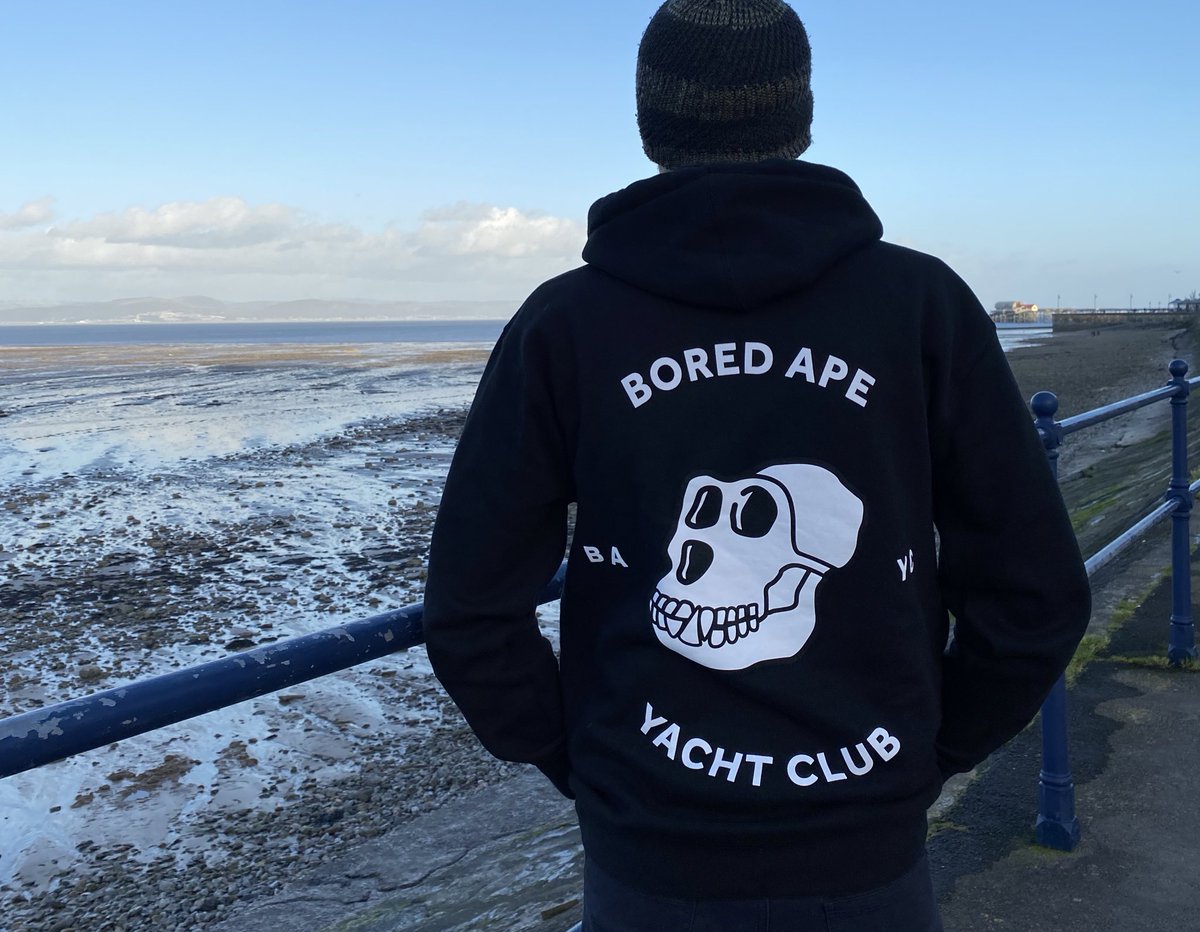 PaddyWarburton's tweet photo. Nothing beats being a member of the yacht club. @BoredApeYC https://t.co/bhzuepxXqV