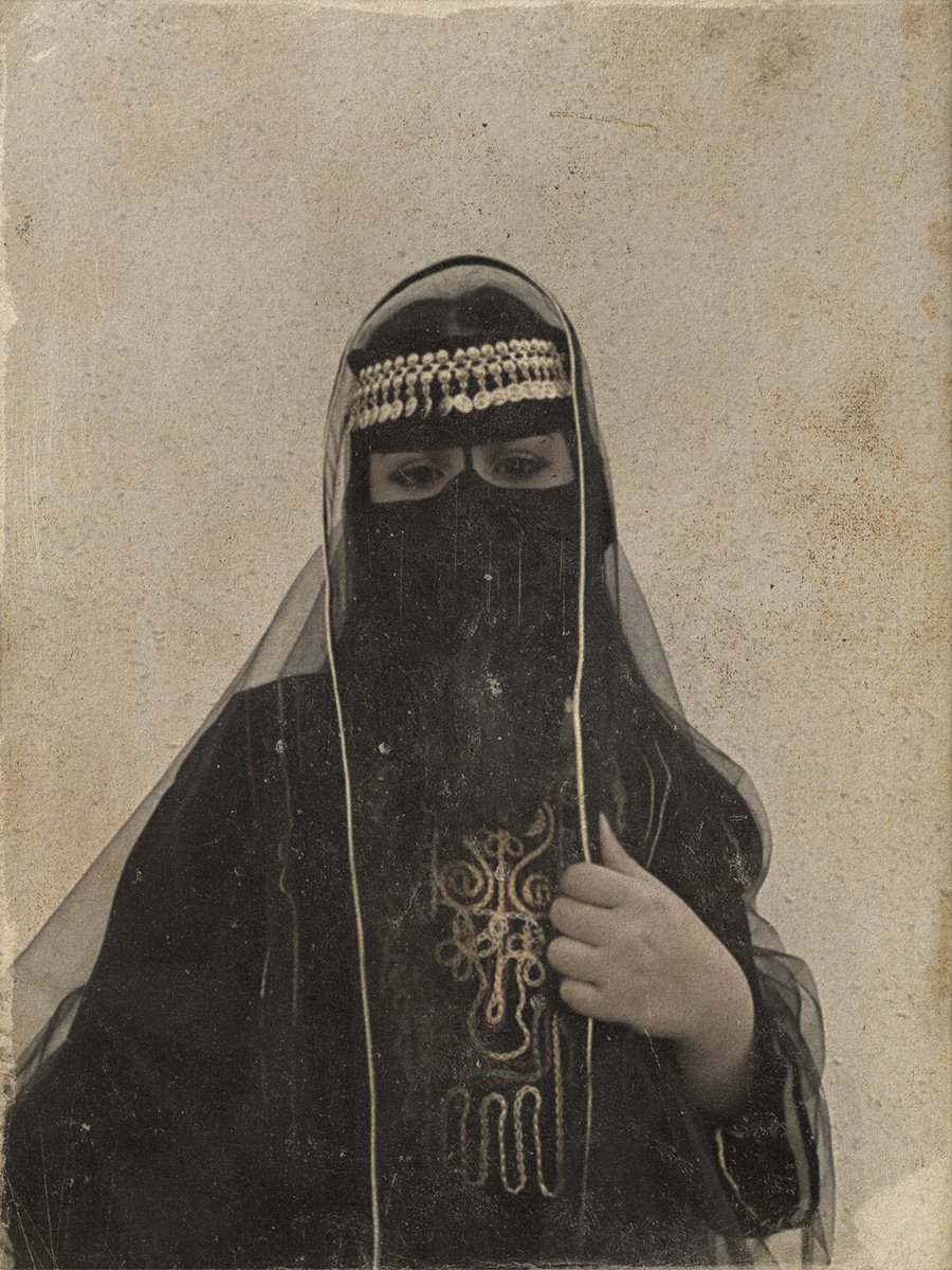 ثلاثة قرون من العز والمجد 🤍🇸🇦 
22.2.2022

 #يوم_التاسيس
#ثلاثة_قرون