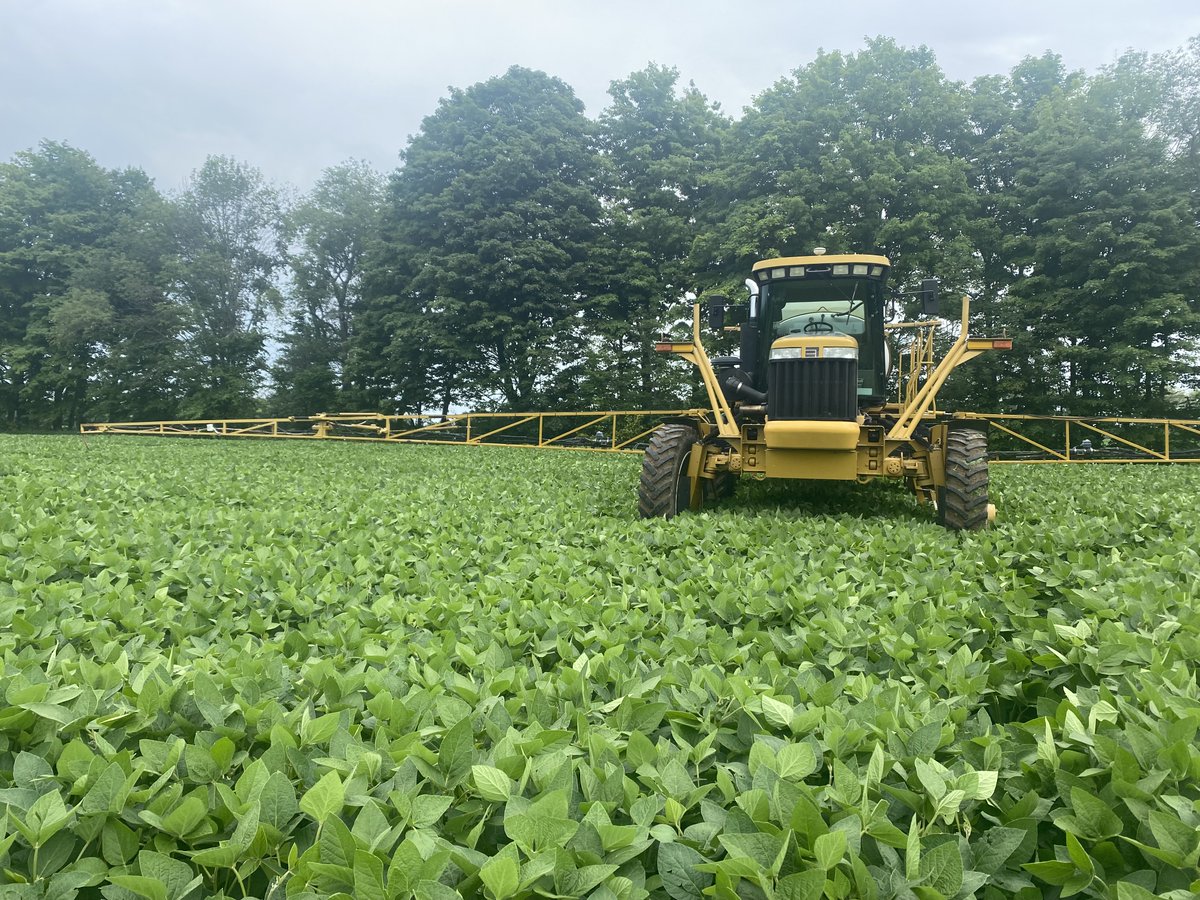 RedEdgeAG's tweet image. Happy Canadian Agriculture Day!

Today we get to acknowledge and celebrate all of the hard work that goes into farming!

#CdnAgDay
#RedEdge
#agriculture
#farmingy